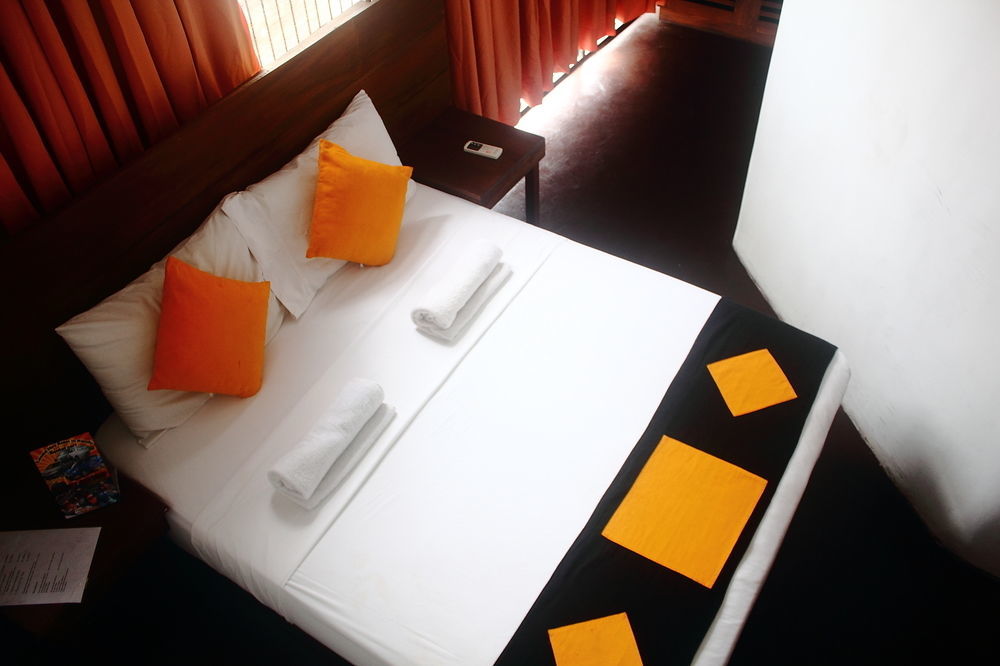 Hotel 256 Townhouse Rest à Kandy Extérieur photo