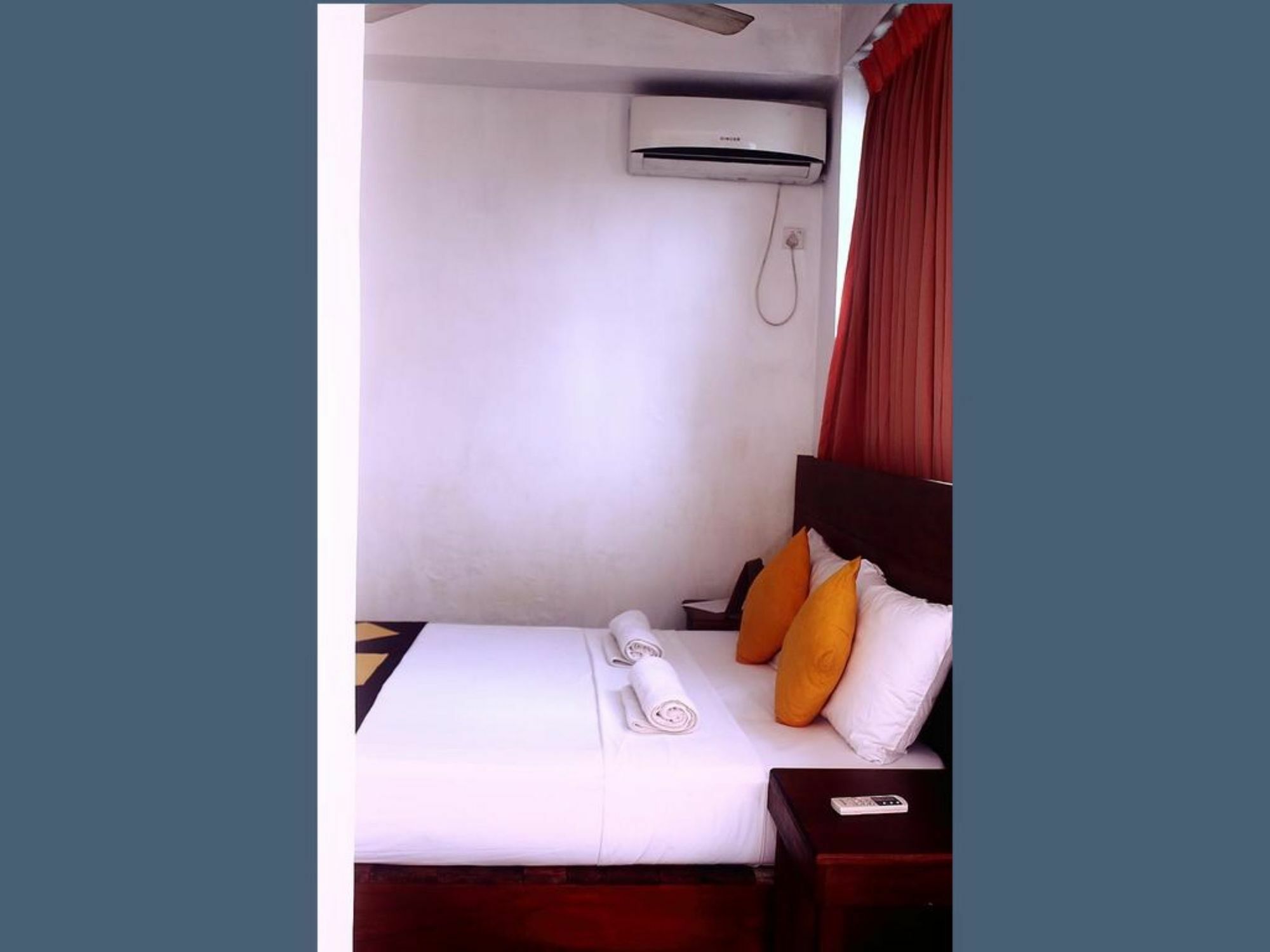 Hotel 256 Townhouse Rest à Kandy Extérieur photo